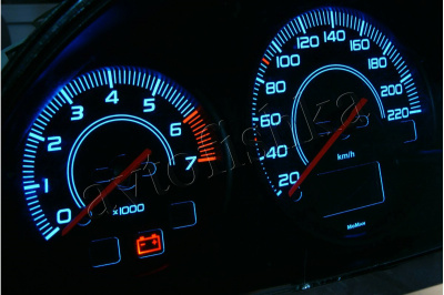 Ford Escort MK7 светодиодные шкалы (циферблаты) на панель приборов - дизайн 1